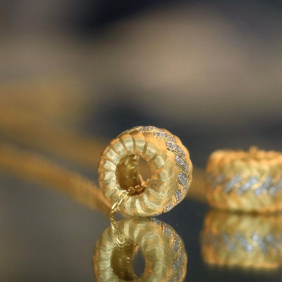 ネックレスチェーン 金製編み目模様宝石ペンダントネックレスの画像