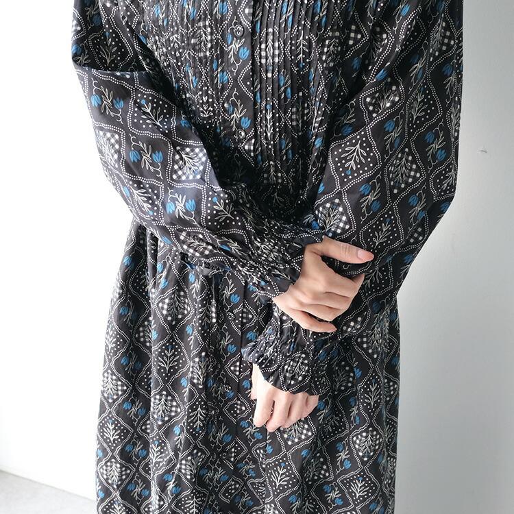 sosotto（ソソット） 格子花柄ピンタックウエストドロストワンピース