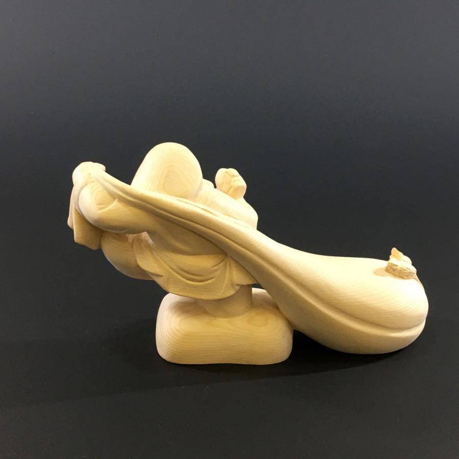 大黒さん 福の神像 約60センチ 大黒天像 福ねずみを従えた 高さ15.6cm 木彫 太極図と四神を彫刻 箱台