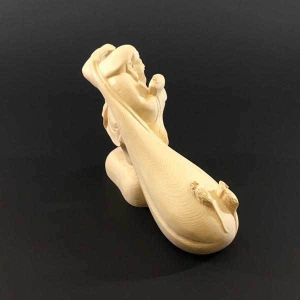 大黒天像 福ねずみを従えた 高さ15.6cm 木彫 太極図と四神を彫刻 箱台