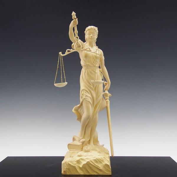女神 置物 法と正義を象徴する正義の女神 テミス の木彫像 高さ38.5cm