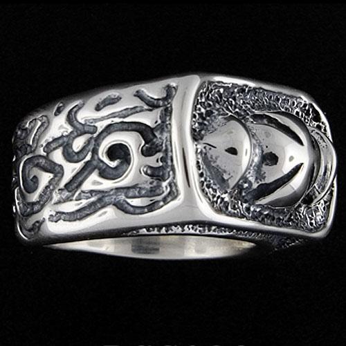 トライバルクロスリング