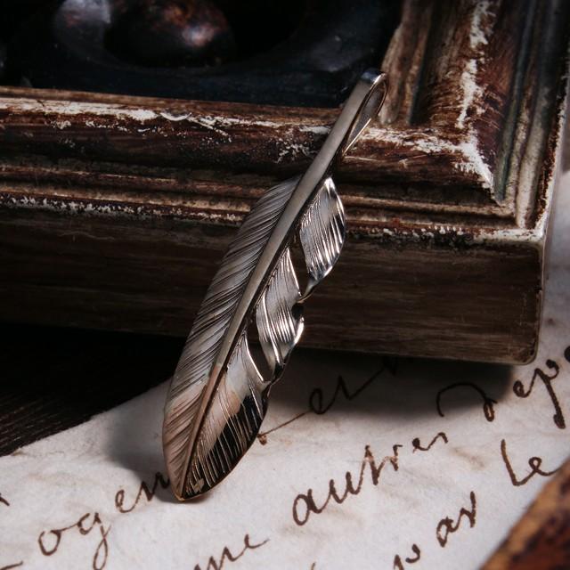 鷲見太郎 Pendant ペンダント】S K18ホワイトゴールドフェザーK18