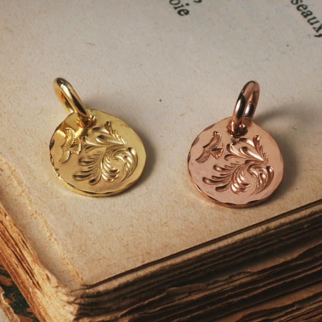 【鷲見太郎　Pendant　ペンダント】K18PGアラベスクメタルペンダントw/イーグルスタンプ&PGベイル【CHRONO別注】【送料無料】の画像