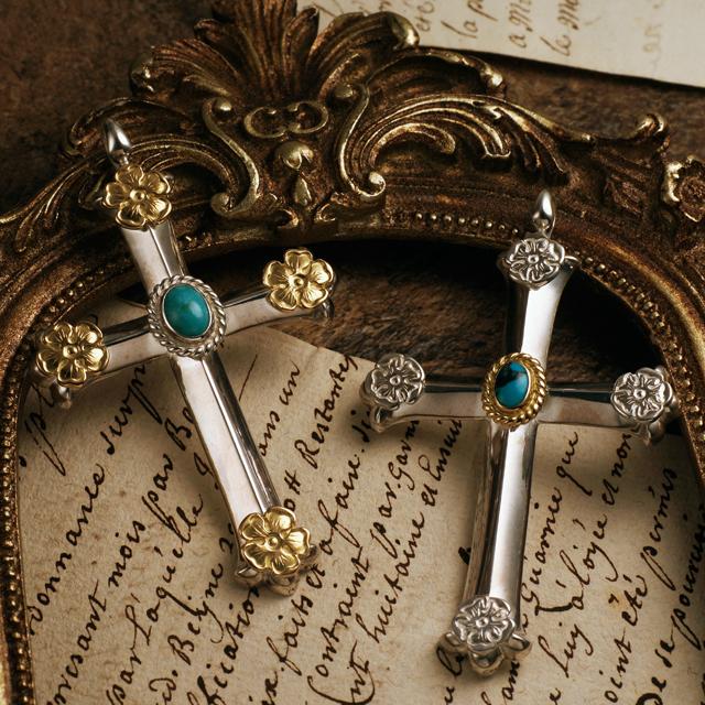 【鷲見太郎　Pendant　ペンダント】クロスペンダントw/ターコイズK18カップ/オーバル5×7 & 4Sフラワーメタル【送料無料】の画像