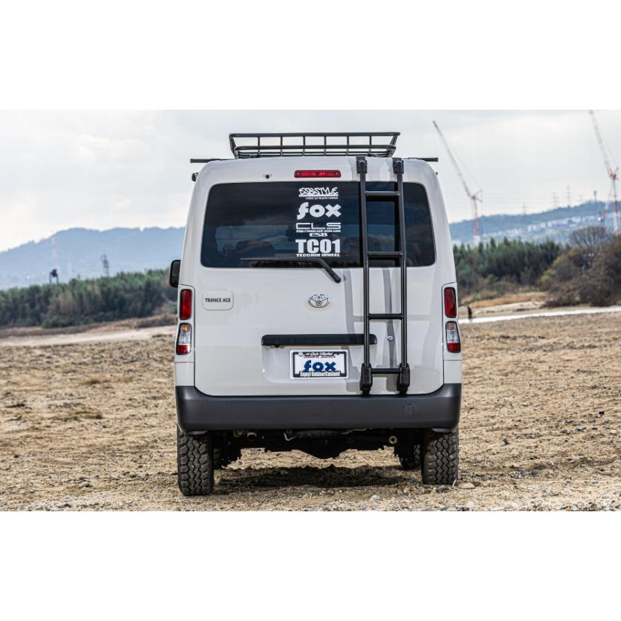 タウンエース/ライトエース S40系 テールレンズカバー CLS-FOX ESB