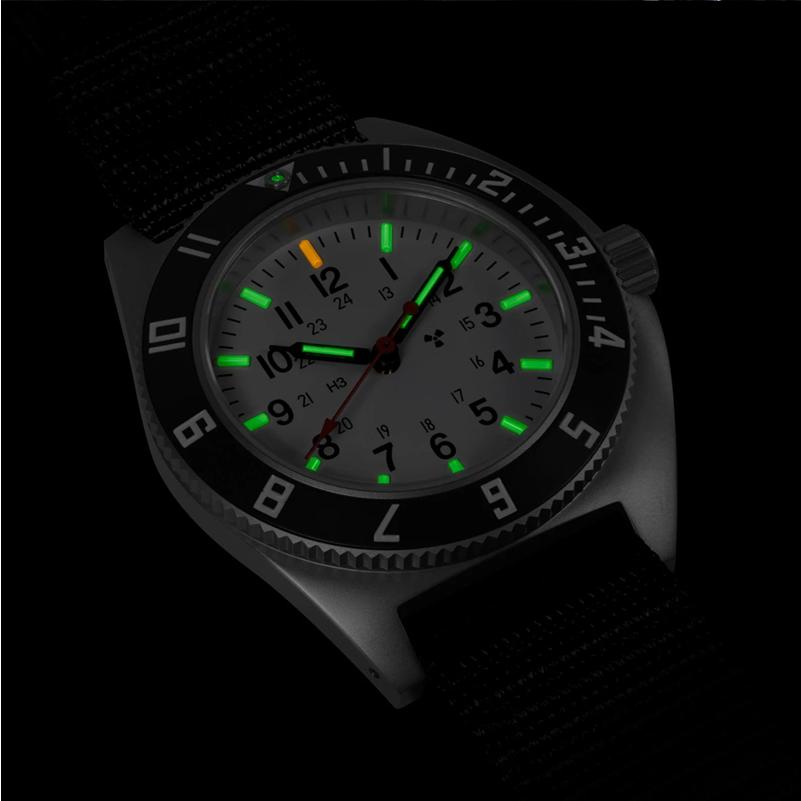 腕時計 ミリタリーウォッチ MARATHON STEEL NAVIGATOR Date スチールナビゲーター 【ノーデイト】 WW194001SS-0501 ARCTIC EDITION TYPE II - Pilot's Quartzの画像