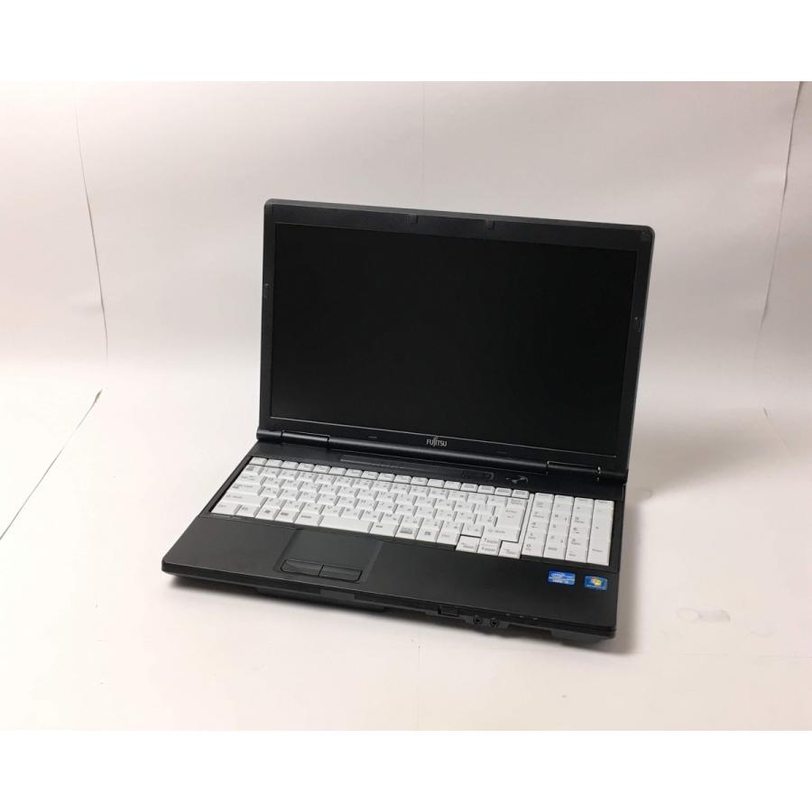 富士通 LIFEBOOK A572/F Intel Corei3 2.4GHz RAM:2GB 320GB