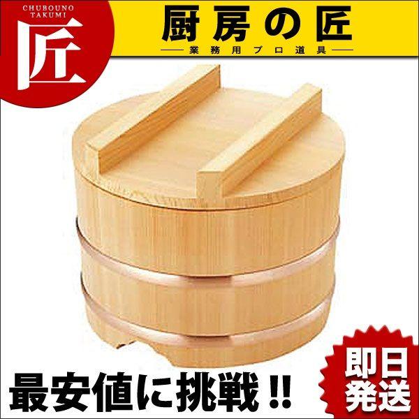 にゃんこ先生伊勢しめ縄 細いしめ縄で囲まれたお社はにゃんこ先生を封印した結界みたい