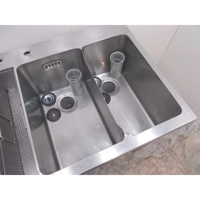 中古厨房 マルゼン ステンレスダスト槽付2槽シンク 700×600×900 中古厨房 マルゼン ステンレスダスト槽付2槽シンク 700×600×900