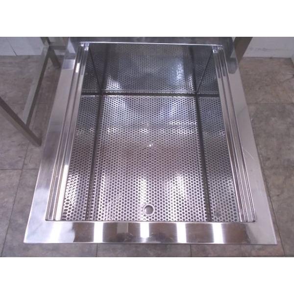 中古厨房 ステンレス アイスビン付作業台 845×600×800 三方枠 中古厨房 ステンレス アイスビン付作業台 845×600×800 三方枠