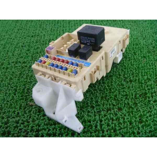☆(430467)平成17年 ワゴンR MH21S 室内ヒューズボックス : 中古
