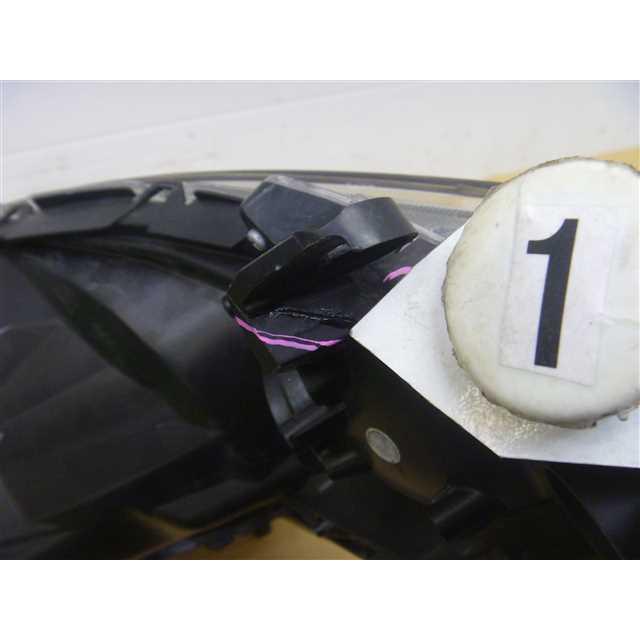 ☆(6915)平成23年 フィット GE6 ヘッドランプ左/ヘッドライト左 【参考