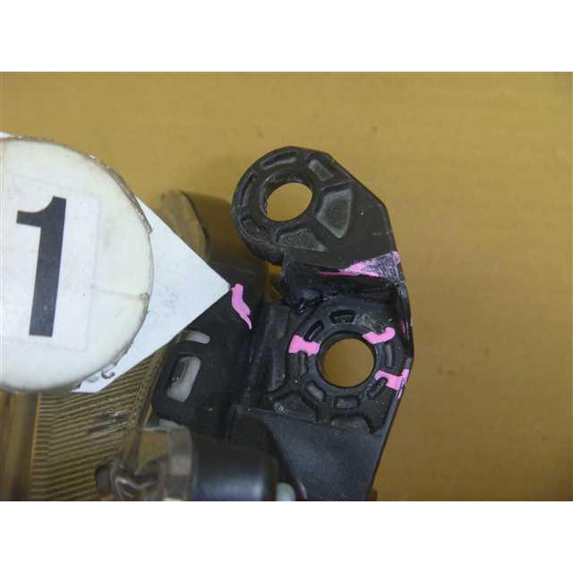 ☆(6915)平成23年 フィット GE6 ヘッドランプ左/ヘッドライト左 【参考