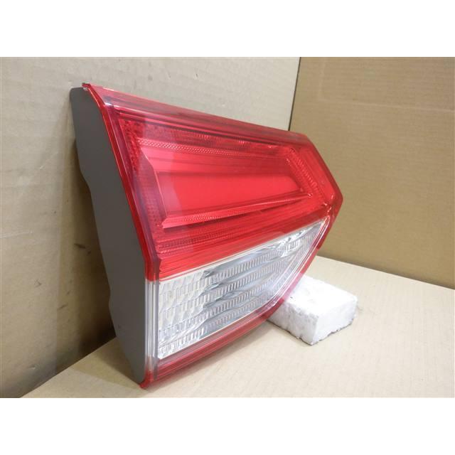 なし様 ☆(20463)平成29年 フリード GB5 リアフィニッシャーランプ左