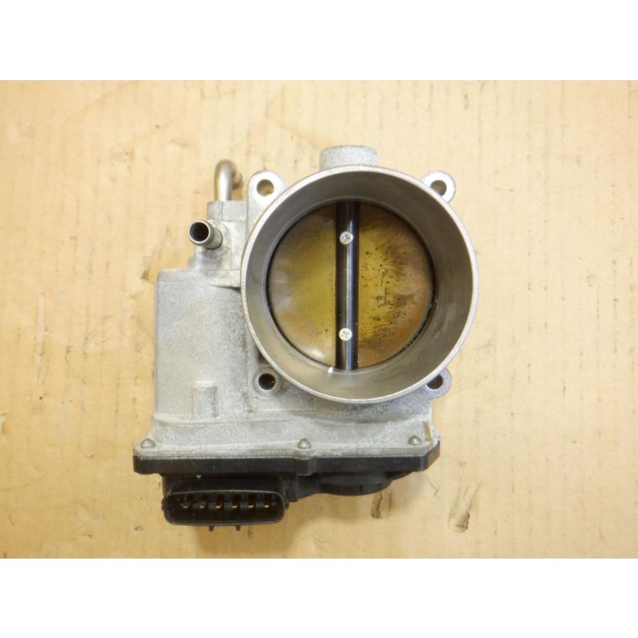 GRS18 スロットルボディ ☆(213250)平成18年 クラウン GRS184 スロットルボディ 22030-31040