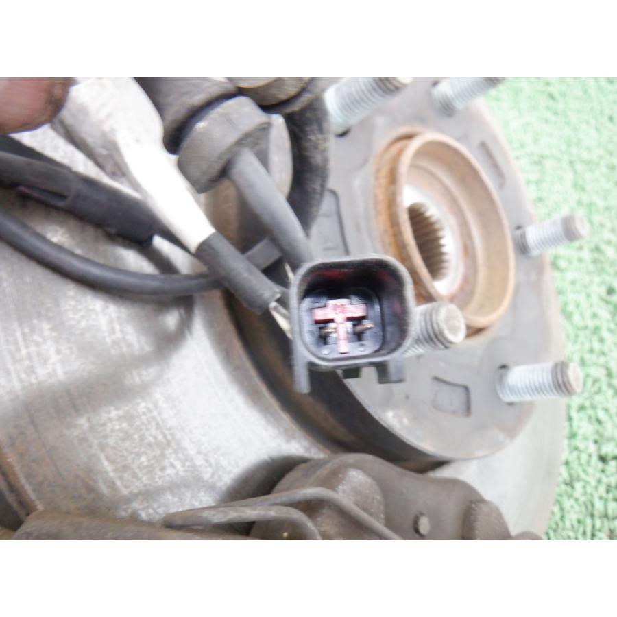 ★(223284)平成23年 アクセラ DBA-BLFFP フロントナックル左/フロントブレーキ左 BBM2-33-031B_4