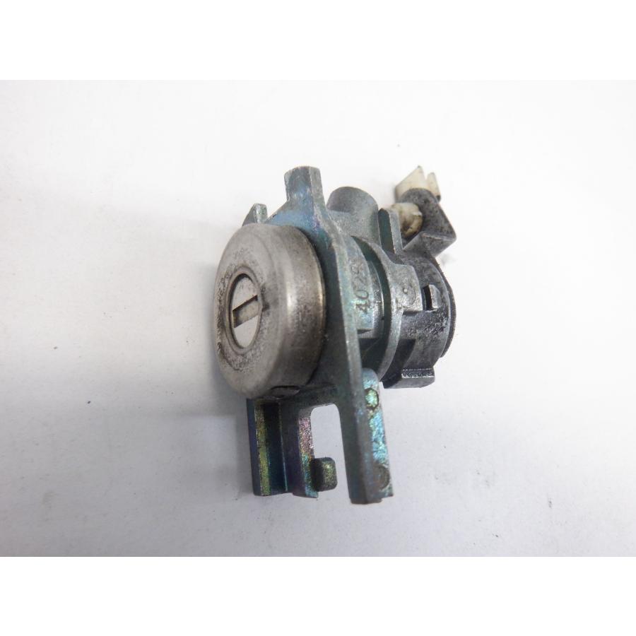 ☆(223314)平成19年 セレナ CC25 キーシリンダーセット D8G00-CG025