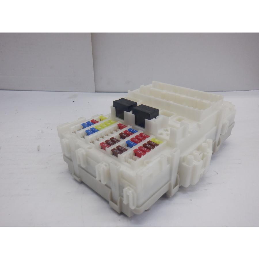 ☆(233046)平成25年 フィット GK3 ヒューズボックス 38200-T5A-J01