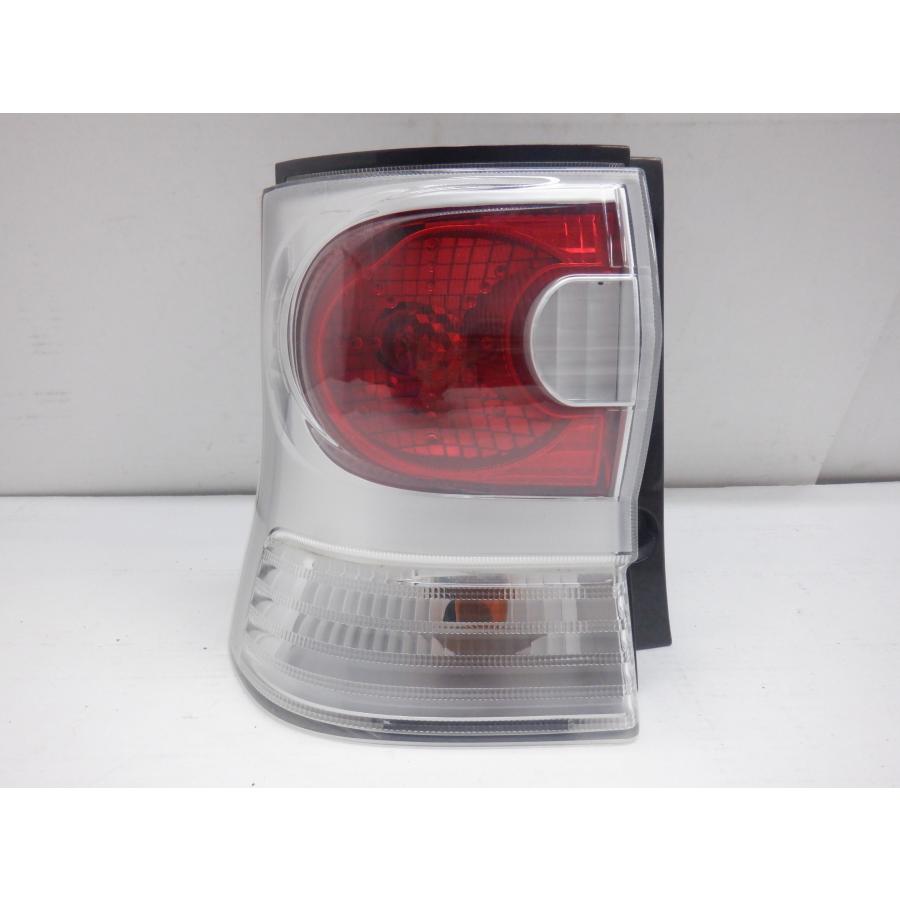 ☆(233143)平成20年 タント L375S テールランプ左/テールライト左