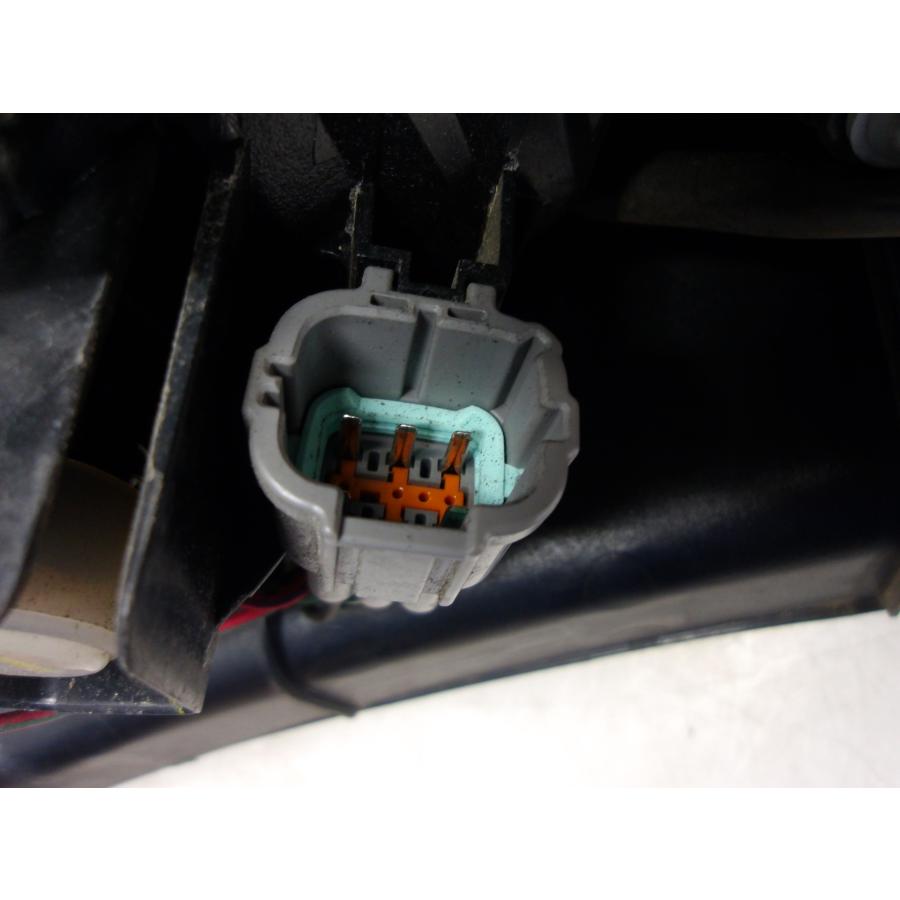 ☆(243421)平成24年 セレナ C26 テールランプ左/テールライト左 26555