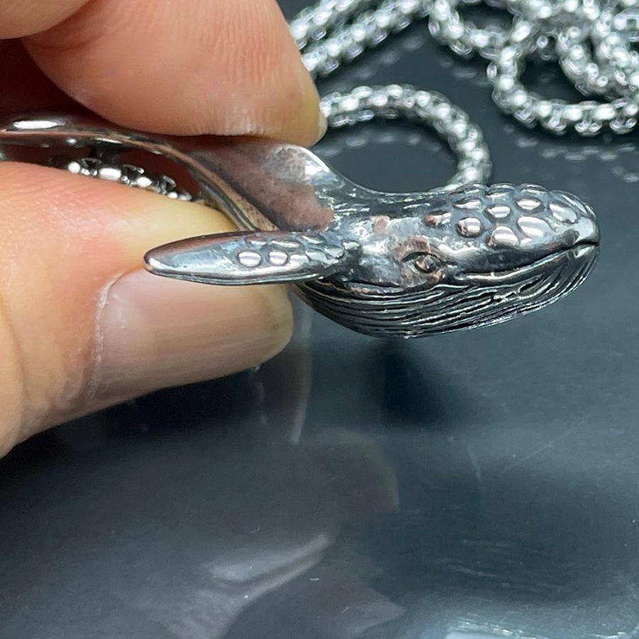 ネックレス ペンダント クジラ くじら 鯨 白鯨 シロナガスクジラ
