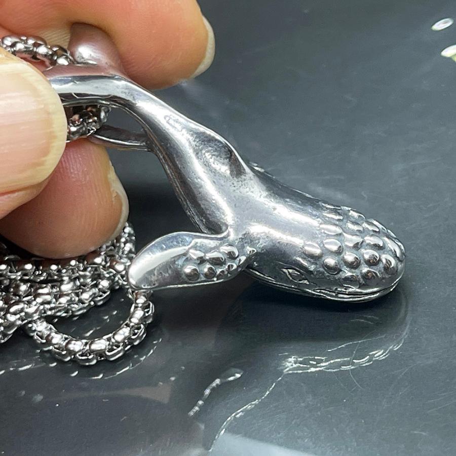 ネックレス ペンダント クジラ くじら 鯨 白鯨 シロナガスクジラ