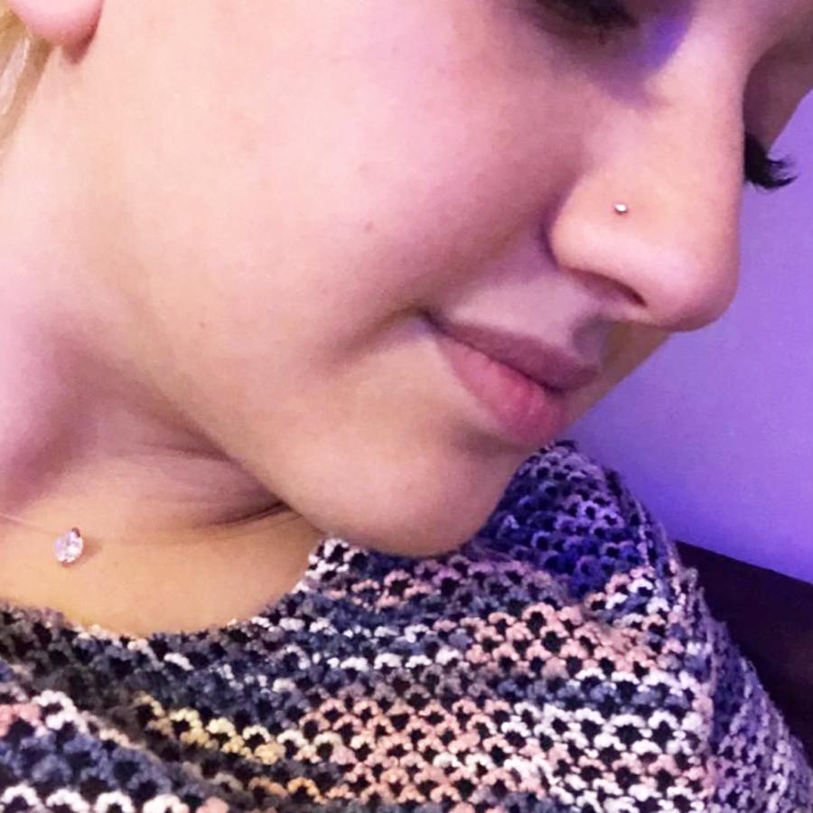 鼻ピアス 24個セット クリスタル ストレート L字型 ジュエル 鼻ピ ボディピアス ノストリル ステンレス カラフル ホワイト クリア 軟骨ピアス 送料無料 Piace 216 ちゅらネット にふぇーでーびる 通販 Yahoo ショッピング