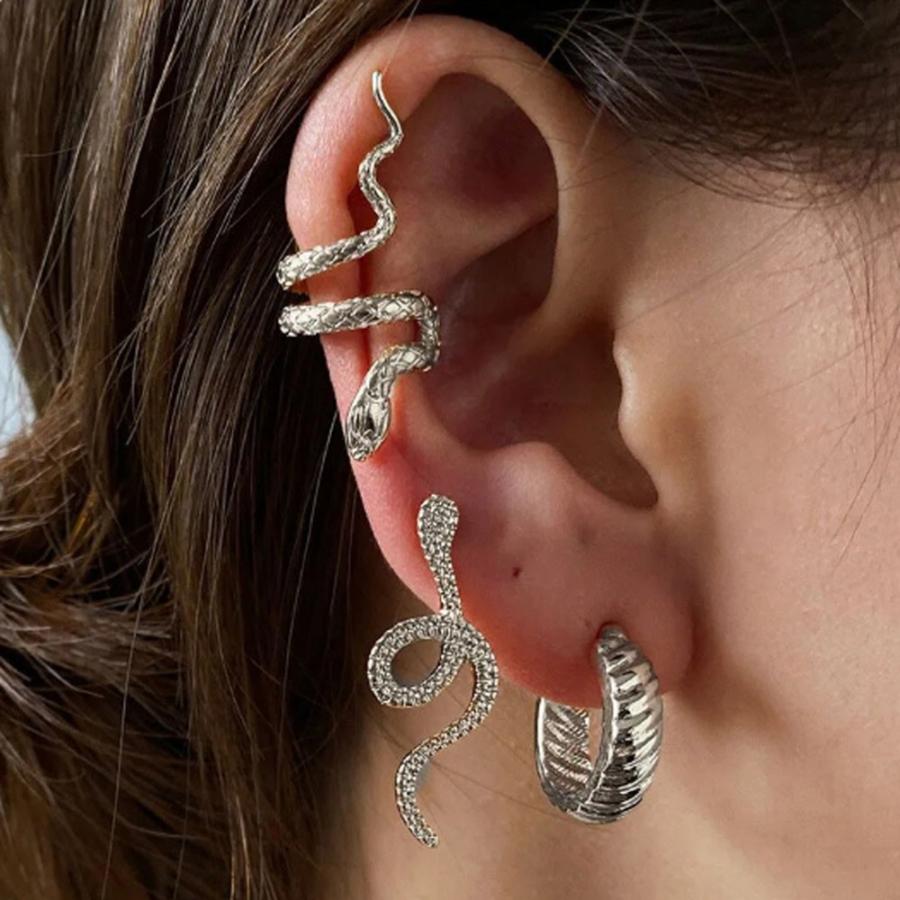 SWAROVSKI   スネークピアス　イヤーカフ SWAROVSKI スネークピアス イヤーカフ ボディピアス スネーク