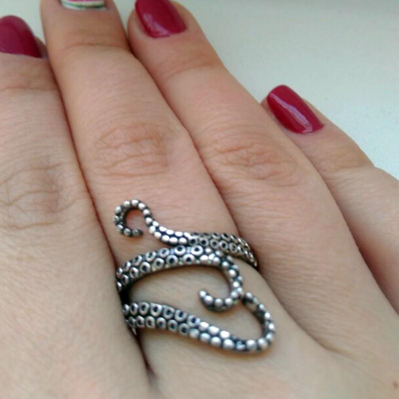 指輪 リング レディース メンズ アクセサリー タコ 蛸 たこ タコの足 オクトパス フリーサイズ アンティーク調 シルバー グロテスク 個性的 ヴィンテージ Ring 076 ちゅらネット にふぇーでーびる 通販 Yahoo ショッピング