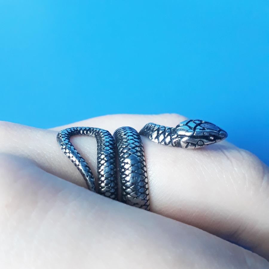 リング 指輪 レディース 蛇 リアル スネーク スパイラル シルバー 開運 ヘビ 爬虫類 アクセサリー :ring-286:ちゅらネット  にふぇーでーびる 通販 