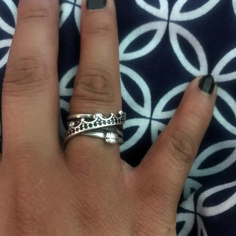 指輪 リング レディース シルバーリング アンティーク クリスタル ブラック 黒 王冠 波 ウェーブ シルバー フリーサイズ オープンリング 調整可 Ring 434 ちゅらネット にふぇーでーびる 通販 Yahoo ショッピング
