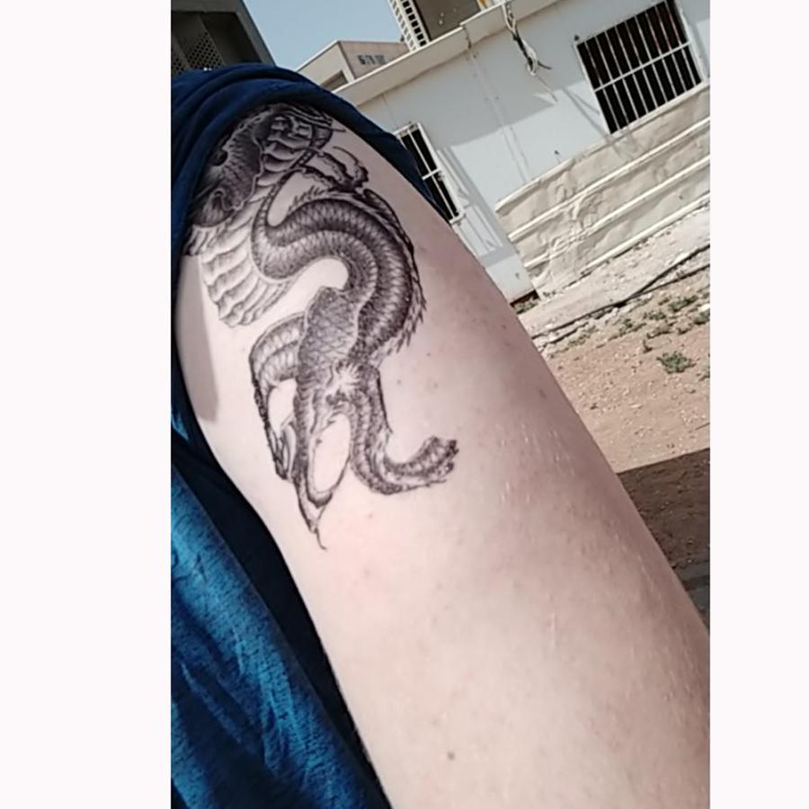 タトゥーシール 本物 リアル ドラゴン 竜 飛竜 龍 和 Dragon 入れ墨 刺青 ボディアート タトゥー シール 大判 和柄 隠す 防水 オマケ付 Tatoo 084 ちゅらネット にふぇーでーびる 通販 Yahoo ショッピング