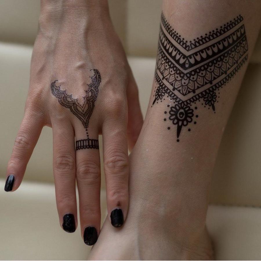 タトゥーシール 防水 大判 花 ヘナ フラワー ヘナタトゥー 1019 刺青 入れ墨 墨 隠す モノクロ 白黒 ボディアート タトゥー シール リアル オマケ付 Tatoo 113 ちゅらネット にふぇーでーびる 通販 Yahoo ショッピング