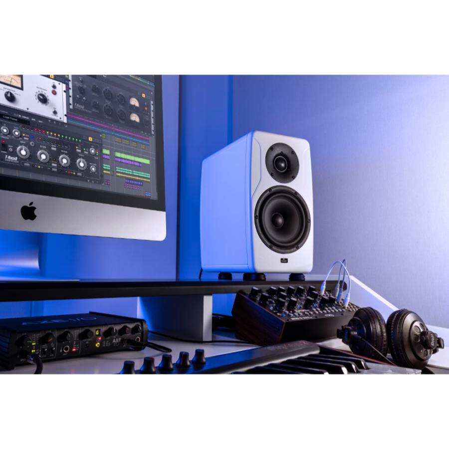 IK Multimedia アイケーマルチメディア iLoud Precision 6-White