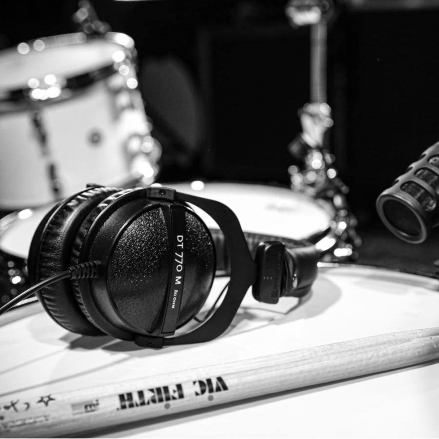 beyerdynamic ベイヤーダイナミック DT 770 M 80Ω 密閉型 モニター