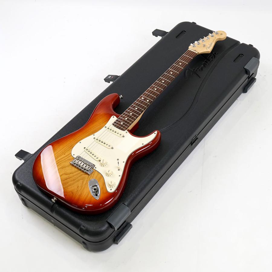 フェンダー アメリカンプロフェッショナル ストラトキャスター USA Fender（フェンダー） 中古 エレキギター Fender American