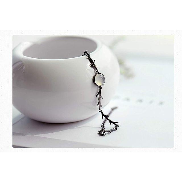 ブレスレット レディース シルバー 925 いばら バングル 彼女 記念日 ギフトセット付き ファッション小物 ブラック |  | 02