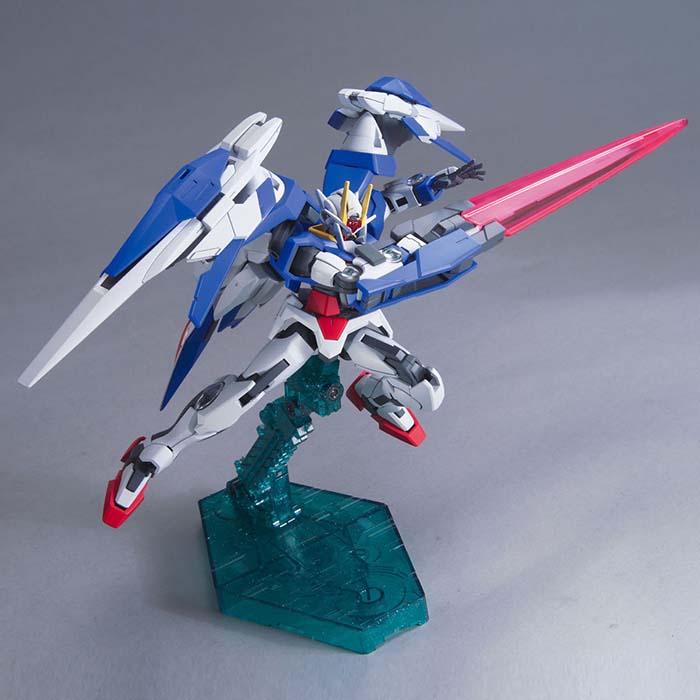 機動戦士ガンダム00　HG 1/144　ダブルオーライザー　ガンプラ全塗装完成品 ガンダム ガンプラ HG 1/144 ダブルオーライザー＋GNソードIII 再販