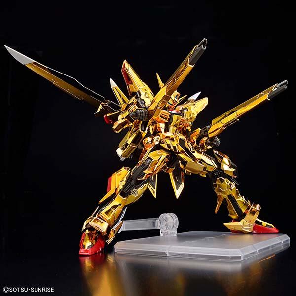 ガンダム ガンプラ RG アカツキガンダム オオワシ装備 1/144 新 ガンダム ガンプラ RG アカツキガンダム オオワシ装備 1/144 新