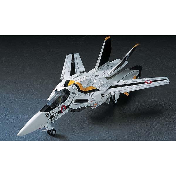 ハセガワ　1/72 超時空要塞マクロス VF-1A バルキリー　他　塗装完成品 ハセガワ 1/72 VF-1A バルキリー“生産5000機記念塗装機” 「超