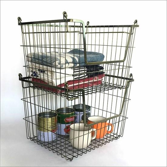 スタッキング ワイヤー バスケット M 前開きタイプ アンティークゴールド カゴ 収納 インダストリアル アイアン アンティーク おしゃれ ストッカー キッチン収納 家具と雑貨 Cicak Tokek 通販 Yahoo ショッピング