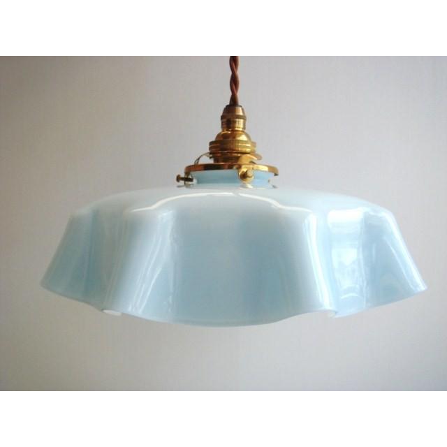 ランプシェード フリル ブルー フランスアンティーク ガラス 照明 可愛い 水色 In 103 アンティーク雑貨 Ciel Bleu Bis 通販 Yahoo ショッピング