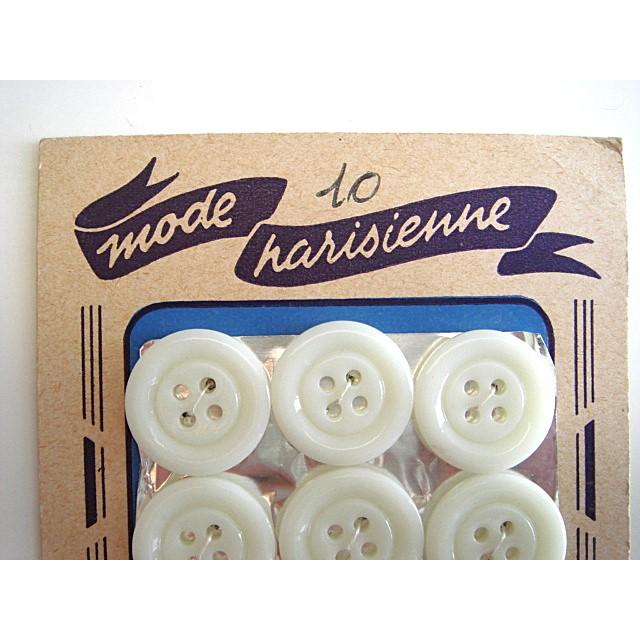 ボタンシート ミルクガラス白 フランス アンティーク ガラスボタン