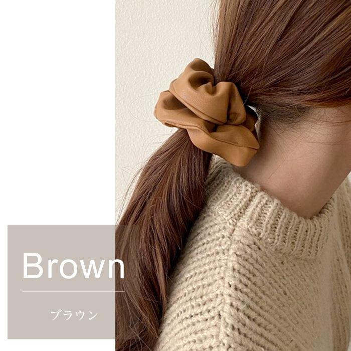 ヘアアクセサリー シュシュ レザー ボリューム 大ぶり ブラック 黒