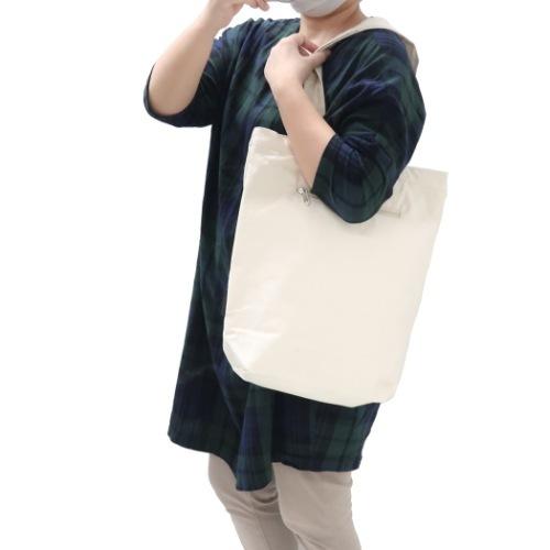 Sale 58 Off ハンギョドン キャラクター トートバッグ 天ファスナー付き 縦型 トート サンリオ グッズ Materialworldblog Com