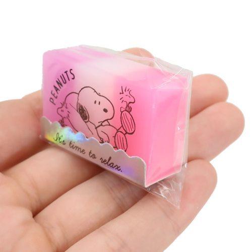 スヌーピー 消しゴム ピーナッツ 3色 グラデーション ケシゴム スリープ カミオジャパン キャラクターのシネマコレクション 通販 Paypayモール