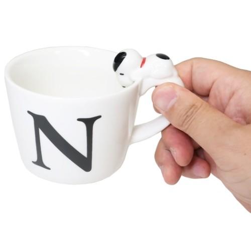 スヌーピー グッズ マグカップ ピーナッツ フィギュア付き イニシャル マグ アルファベット N マリモクラフト キャラクターのシネマコレクション 通販 Paypayモール