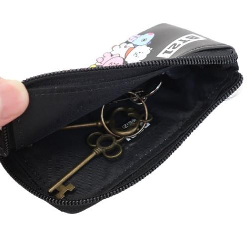 代引不可 Bt21 商品 カード キーケース キャラクター カードポケット付き リール Bk Wh Honeymoon Style