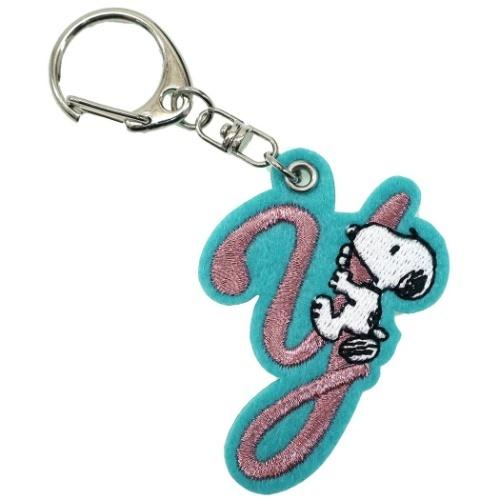 スヌーピー キーホルダー イニシャル 刺繍 キーリング アルファベット Y ピーナッツ エスケイジャパン プレゼント キャラクターのシネマコレクション 通販 Paypayモール